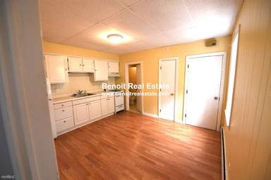 Main picture of 13 Howe St