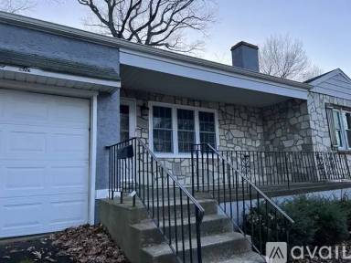 Main picture of 26 Woodhill Rd