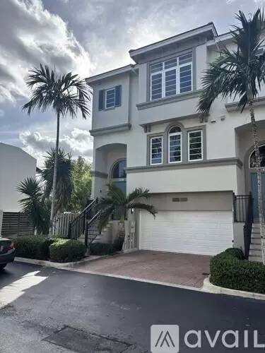 Main picture of 3901 Coral Heights Way