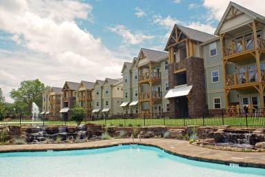 Main picture of Crawford Falls Apartments