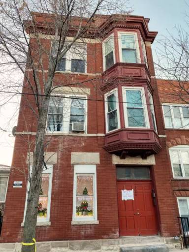 Main picture of 3040 S Wallace St