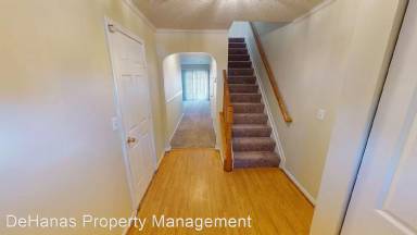 Main picture of 2724 Poe Pl