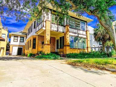 Main picture of 415 3rd St N