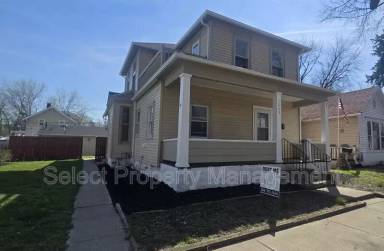 Main picture of 1235 Huestis Ave