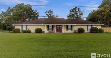 Main picture of 1023 Alexander Rd