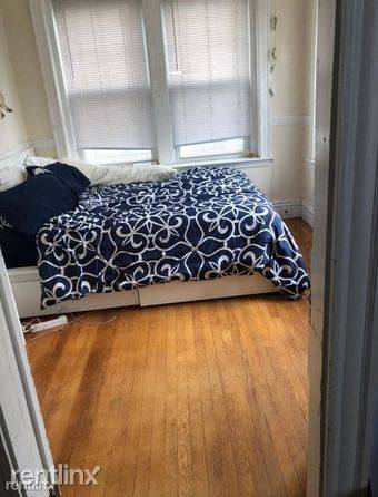 Main picture of 1515 Beacon St
