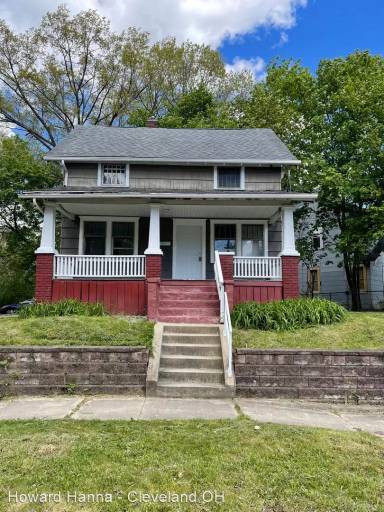Main picture of 671 East Ave