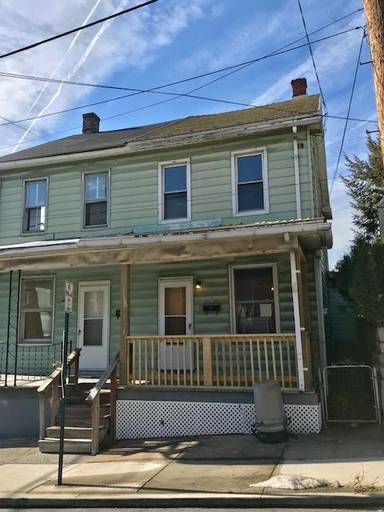 Main picture of 19 Pine St