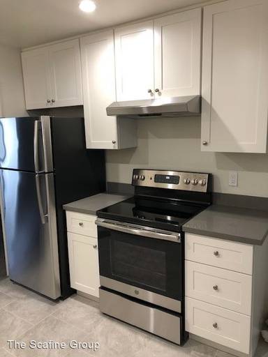 Main picture of 630 S El Camino Real