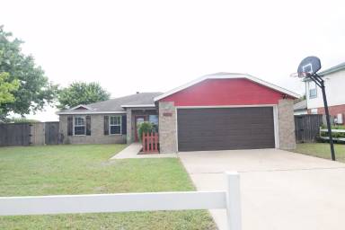 Main picture of 2300 Rainforest Ln
