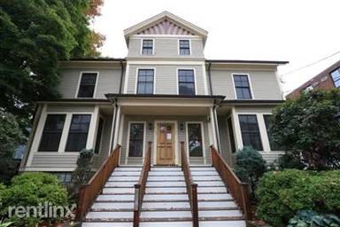Main picture of 20 Trowbridge St