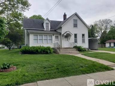 Main picture of 519 S 4th Ave W
