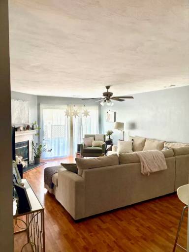 Main picture of 1861 Calash Way