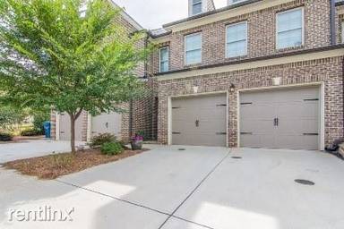 Main picture of 5585 Bright Cross Way