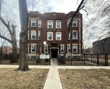 Main picture of 5909 S Calumet Ave