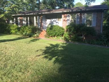 Main picture of 2905 Garth Rd SE