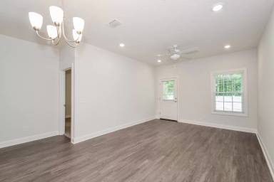 Main picture of 1133 Walker Point Way