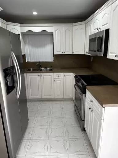 Main picture of 5903 SW 133rd Ct