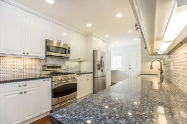 Main picture of 909 19th St