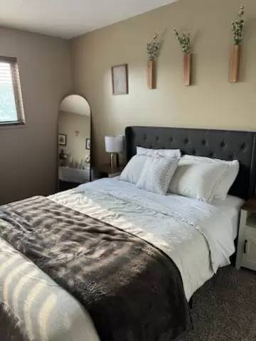 Main picture of 110 10th St S