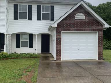 Main picture of 652 McKean Dr