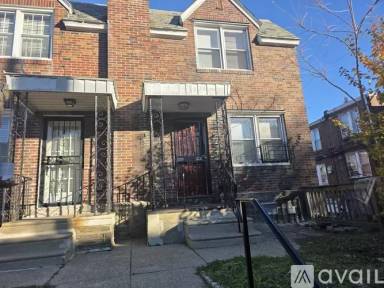 Main picture of 6213 N Howard St