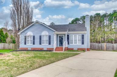 Main picture of 2033 Battlewood Rd