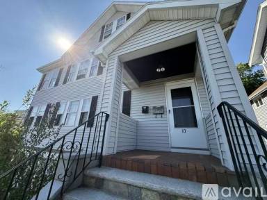 Main picture of 10 Edgecliff Rd