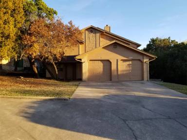 Main picture of 126 Wind Ridge Dr