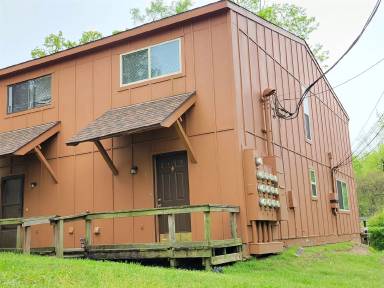 Main picture of 3923 Old Oaks Dr