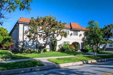 Main picture of 530 N Wilson Ave