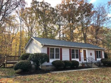 Main picture of 42633 Moll Dyer Rd