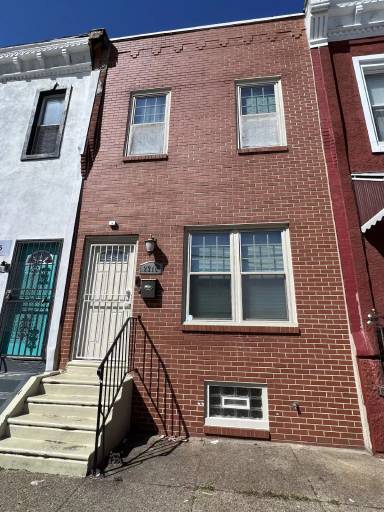 Main picture of 2318 N 12th St