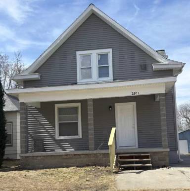 Main picture of 2503 S 8th St