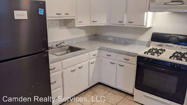 Main picture of 910 Mount Ephraim Ave