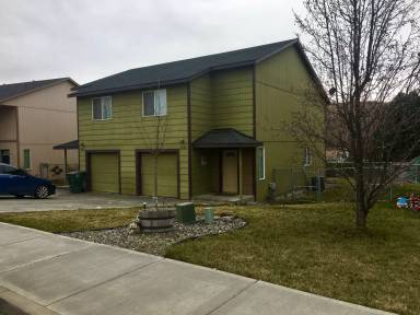 Main picture of 1283 SW 12th St