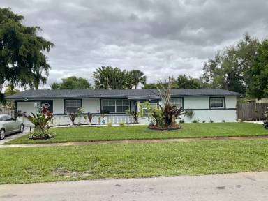 Main picture of 4795 NW 4th St