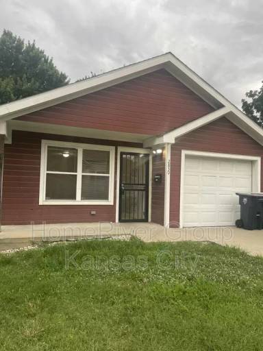 Main picture of 2830 Kensington Ave