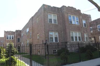 Main picture of 2015 N Laporte Ave