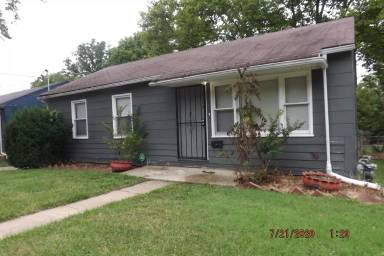 Main picture of 5608 Indiana Ave