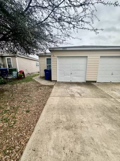 Main picture of 15312 Kamary Ln