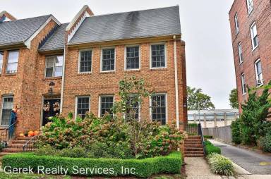 Main picture of 809 Colonial Ave