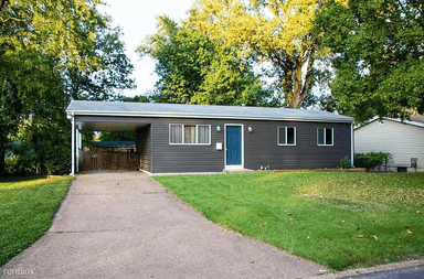Main picture of 30 Cortez Dr