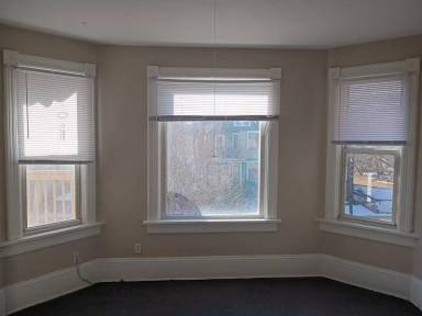 Main picture of 1710 W Mineral St