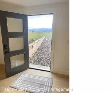 Main picture of 3827 E Sweet Home Dr