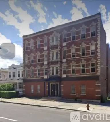 Main picture of 513 N State St