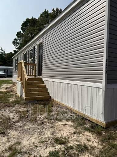 Main picture of 16A Somerset Dr