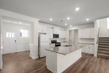 Main picture of 4217 Steel Way