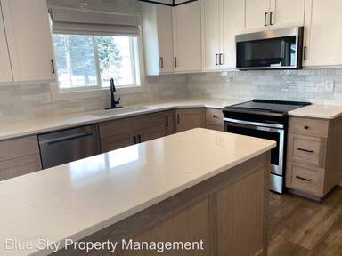 Main picture of 103 N Teton Ave