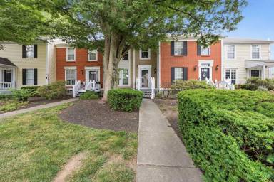 Main picture of 1238 Michigan Ave